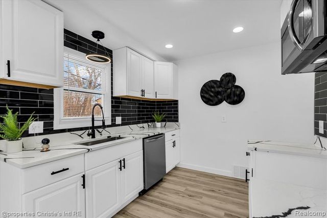 19445 Hubbell Street, Detroit, MI 48235