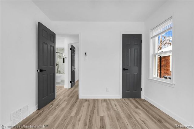 19445 Hubbell Street, Detroit, MI 48235