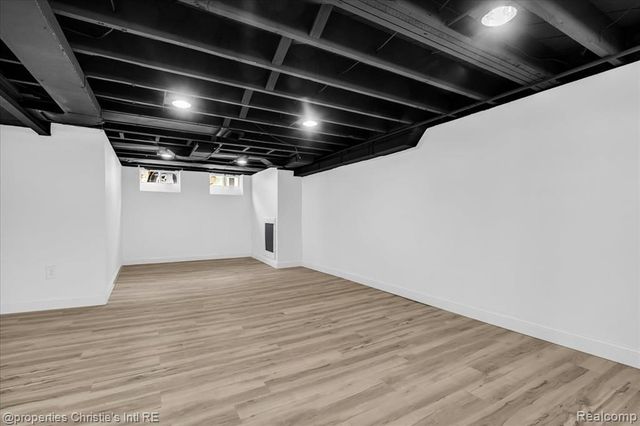 19445 Hubbell Street, Detroit, MI 48235