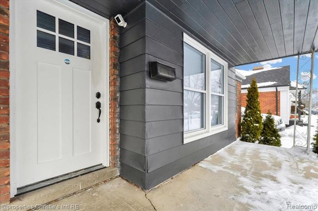 19445 Hubbell Street, Detroit, MI 48235