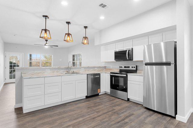 2800 Green Mountain Drive 112, Branson, MO 65616