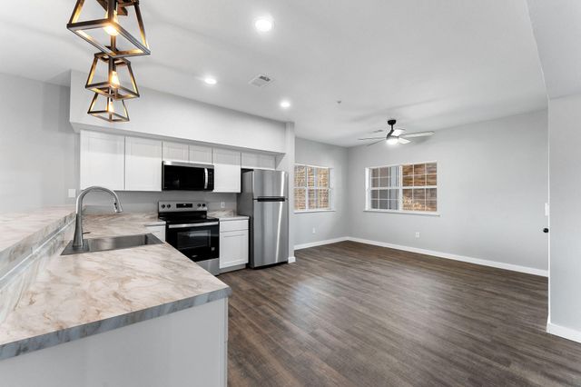 2800 Green Mountain Drive 112, Branson, MO 65616