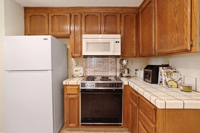 4957 Moss Creek Cir, Stockton, CA 95219