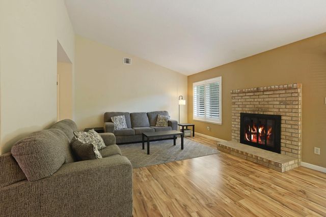 4957 Moss Creek Cir, Stockton, CA 95219