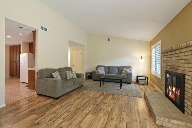 4957 Moss Creek Cir, Stockton, CA 95219