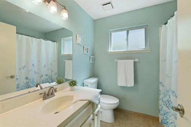 4957 Moss Creek Cir, Stockton, CA 95219