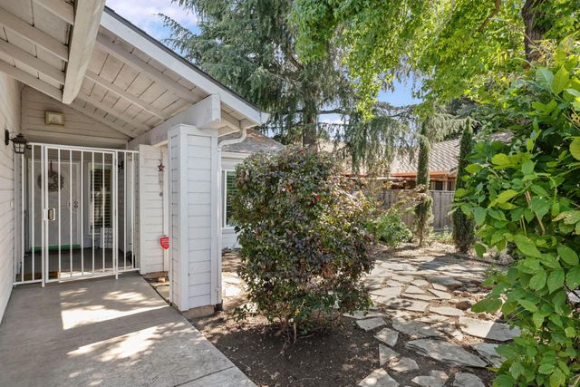 4957 Moss Creek Cir, Stockton, CA 95219