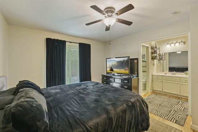 4957 Moss Creek Cir, Stockton, CA 95219