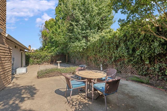 4957 Moss Creek Cir, Stockton, CA 95219