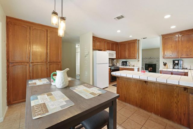 4957 Moss Creek Cir, Stockton, CA 95219