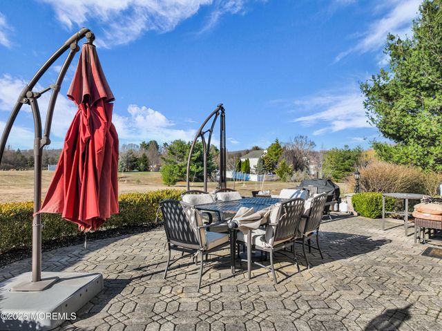 60 Yellow Meetinghouse Road, Cream Ridge, NJ 08514