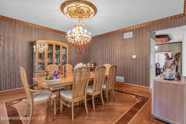 60 Yellow Meetinghouse Road, Cream Ridge, NJ 08514