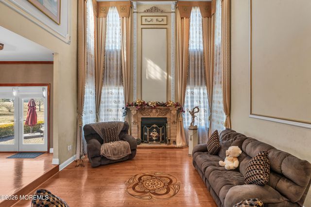 60 Yellow Meetinghouse Road, Cream Ridge, NJ 08514