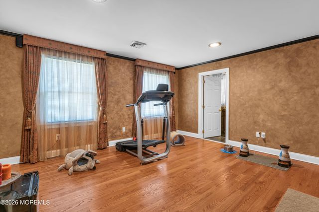 60 Yellow Meetinghouse Road, Cream Ridge, NJ 08514