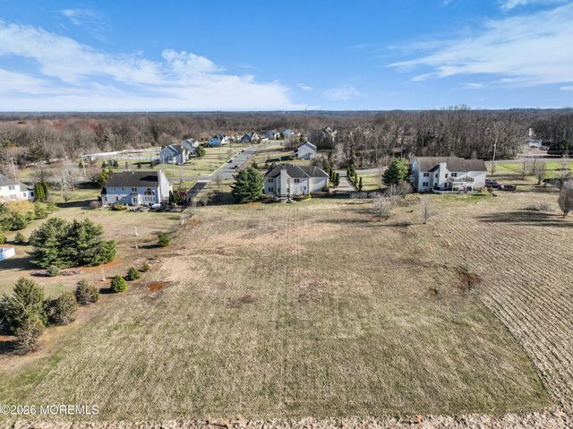 60 Yellow Meetinghouse Road, Cream Ridge, NJ 08514