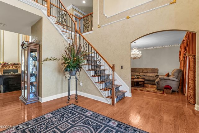 60 Yellow Meetinghouse Road, Cream Ridge, NJ 08514