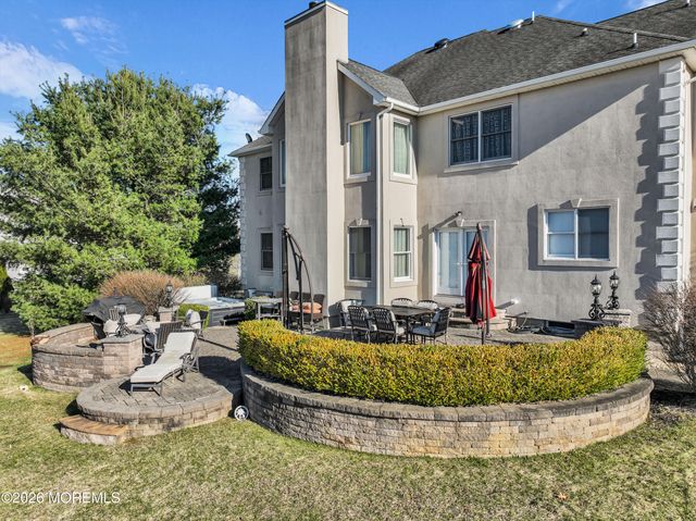 60 Yellow Meetinghouse Road, Cream Ridge, NJ 08514