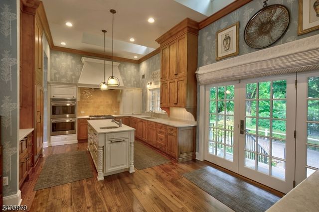 19 Cliffside Way, Boonton Twp., NJ 07005