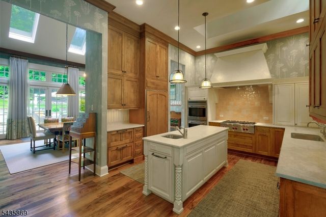 19 Cliffside Way, Boonton Twp., NJ 07005