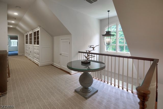 19 Cliffside Way, Boonton Twp., NJ 07005