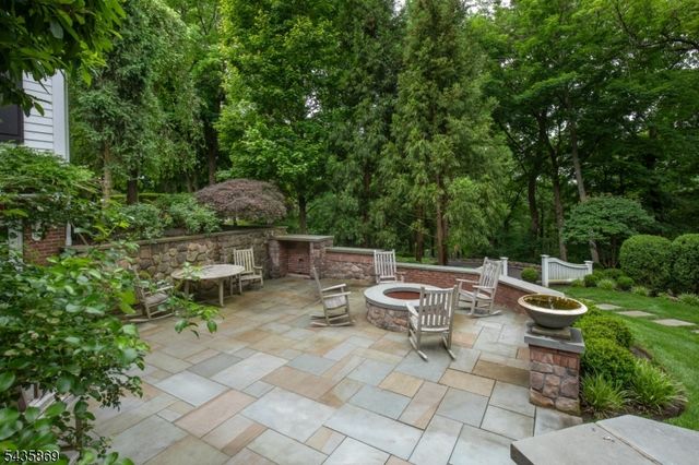19 Cliffside Way, Boonton Twp., NJ 07005