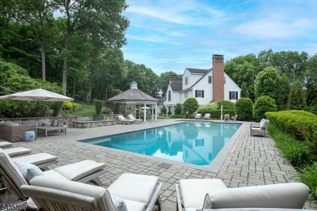 19 Cliffside Way, Boonton Twp., NJ 07005