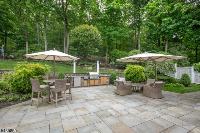 19 Cliffside Way, Boonton Twp., NJ 07005