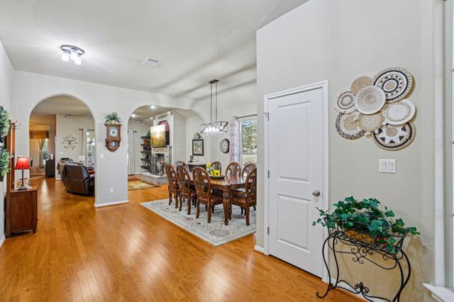 142 Abamillo DR, Bastrop, TX 78602