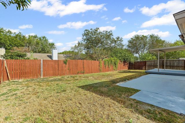 3429 Turnabout LOOP, Schertz, TX 78108