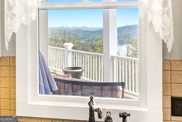 1171 Rabun Bluffs Drive, Lakemont, GA 30552