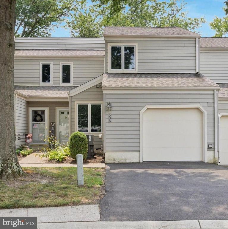 506 PORTSMOUTH CT, Doylestown, PA 18901