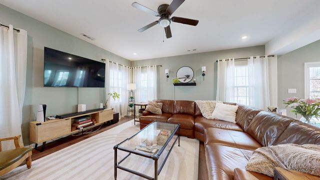 1020 Gayron Dr, Joelton, TN 37080