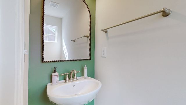 1020 Gayron Dr, Joelton, TN 37080