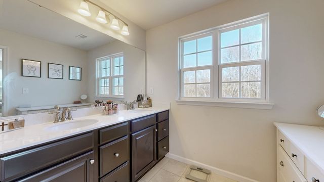 1020 Gayron Dr, Joelton, TN 37080