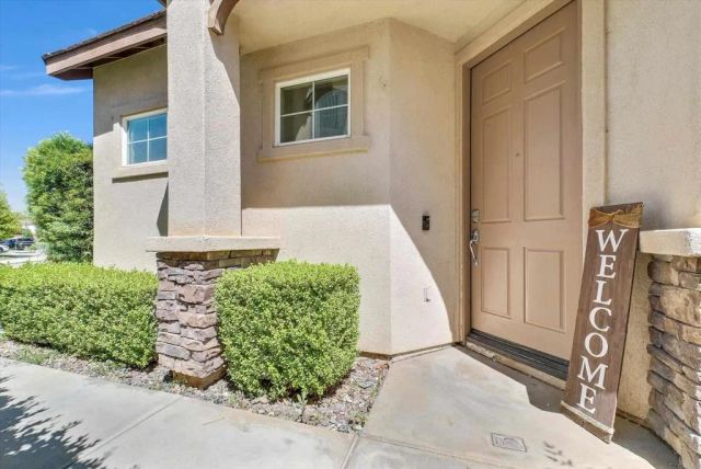34233 Toyon Court, Lake Elsinore, CA 92532