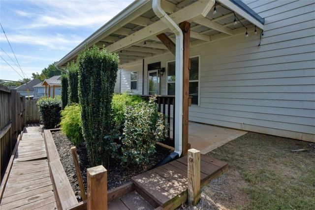1782 Meadow Lane SW, Atlanta, GA 30315