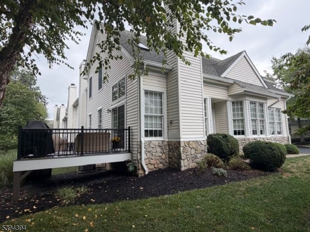 58 Westgate Dr, Clinton Twp., NJ 08801