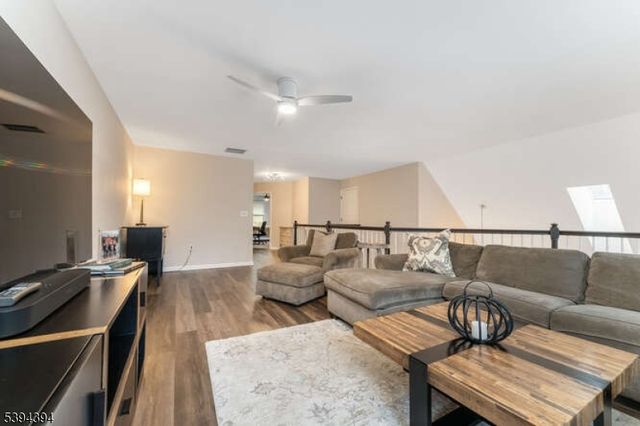 58 Westgate Dr, Clinton Twp., NJ 08801