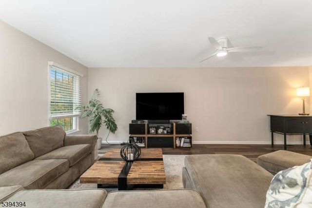 58 Westgate Dr, Clinton Twp., NJ 08801