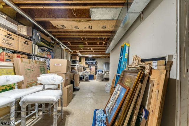 58 Westgate Dr, Clinton Twp., NJ 08801