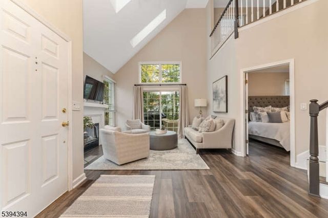 58 Westgate Dr, Clinton Twp., NJ 08801