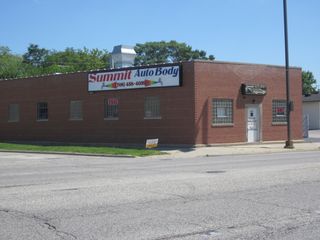 5601 S Archer Road, Summit, IL 60501
