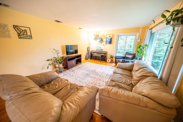 359 Riverview Heights Drive NE, Rochester, MN 55906