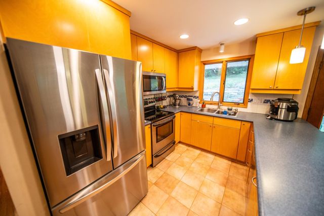 359 Riverview Heights Drive NE, Rochester, MN 55906