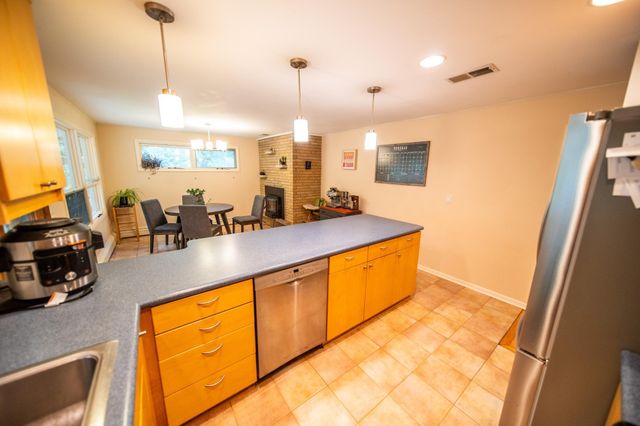 359 Riverview Heights Drive NE, Rochester, MN 55906