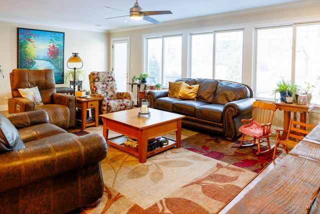 732 Wooster Pike, Terrace Park, OH 45174