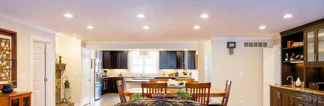 732 Wooster Pike, Terrace Park, OH 45174