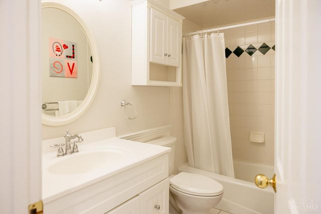 732 Wooster Pike, Terrace Park, OH 45174