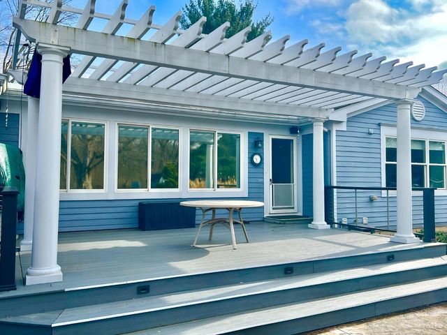 732 Wooster Pike, Terrace Park, OH 45174