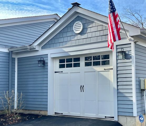 732 Wooster Pike, Terrace Park, OH 45174